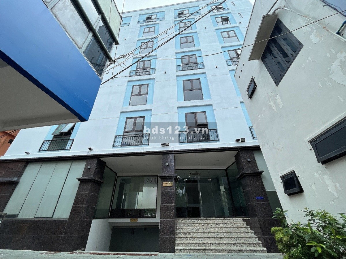 Cho thuê mặt bằng Tòa nhà 100m2 chỉ 43tr/tháng đường Hoàng Sa, Quận 1