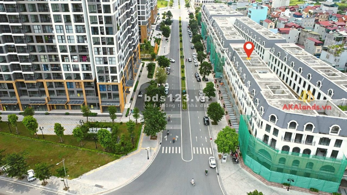 Bán gấp 308m2 Shophouse HĐ09 đối diện sảnh 16 toà chung cư cao cấp Vin Gia Lâm 15.5 tỷ (0985941715)