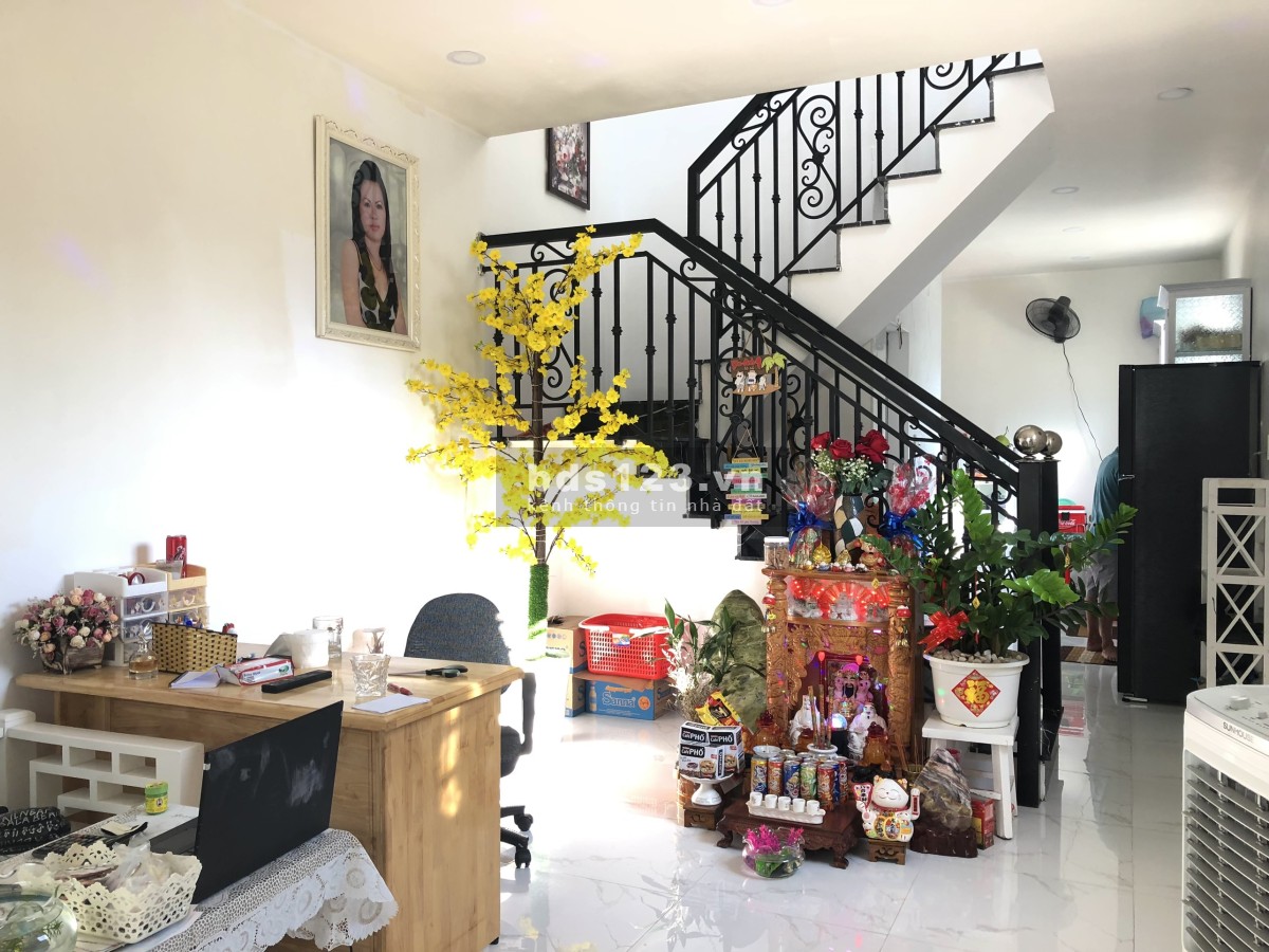 Bán nhà 2 Tầng Đường Phúc Sơn .P. Vĩnh Phước,Tttp Nha Trang