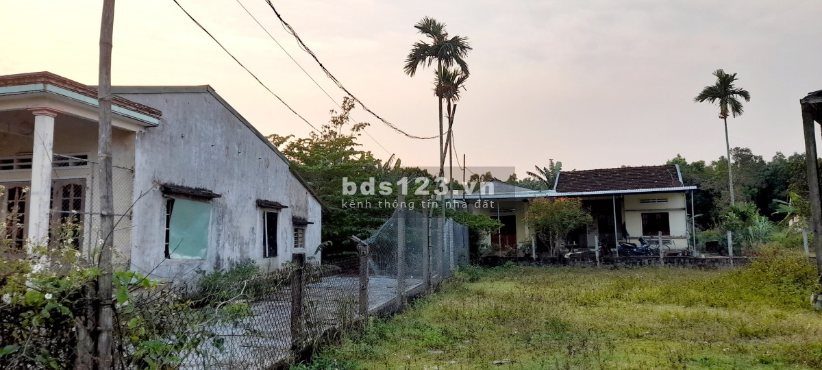 Bán đất thổ cư gần biển giá tốt - Thích hợp đầu tư hoặc ở