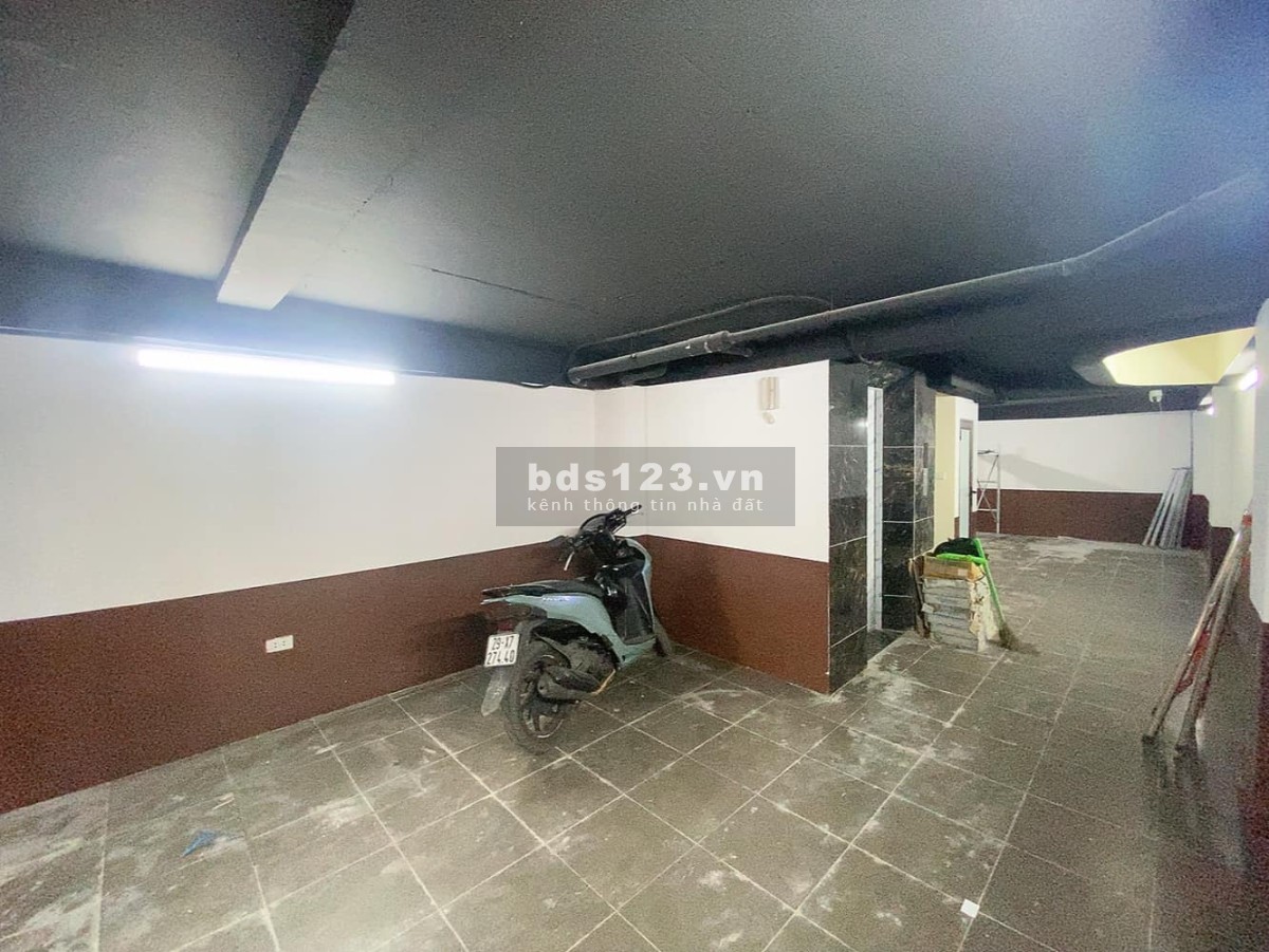 Bán nhà Quan Nhân- Thanh Xuân 8 tầng 13.8 tỷ