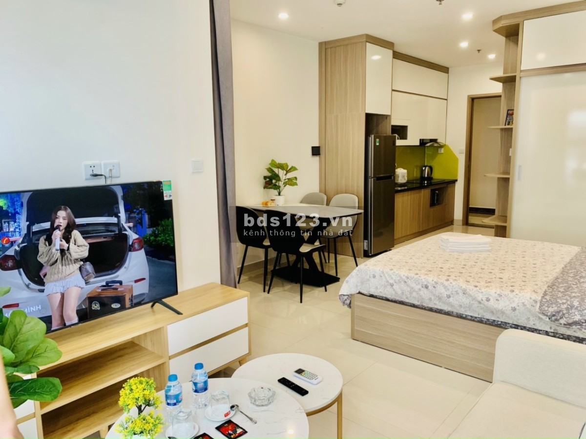 Cho thuê căn Studio, full đồ, Vin Smart City, 7tr/th, 0888516777