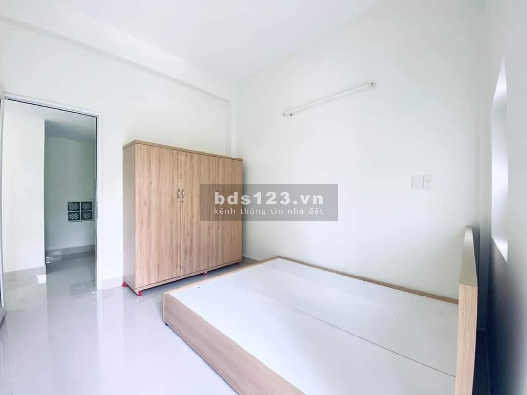 Cho thuê phòng Studio mới, đẹp, có nội thất, WC riêng. DT 20 - 45m2, giá từ 3 tr/th, giảm giá 10%