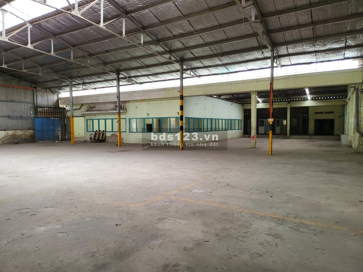 Cần cho thuê 1000m2 nhà xưởng ngay đường Kha Vạn Cân Thủ Đức giá rẻ
