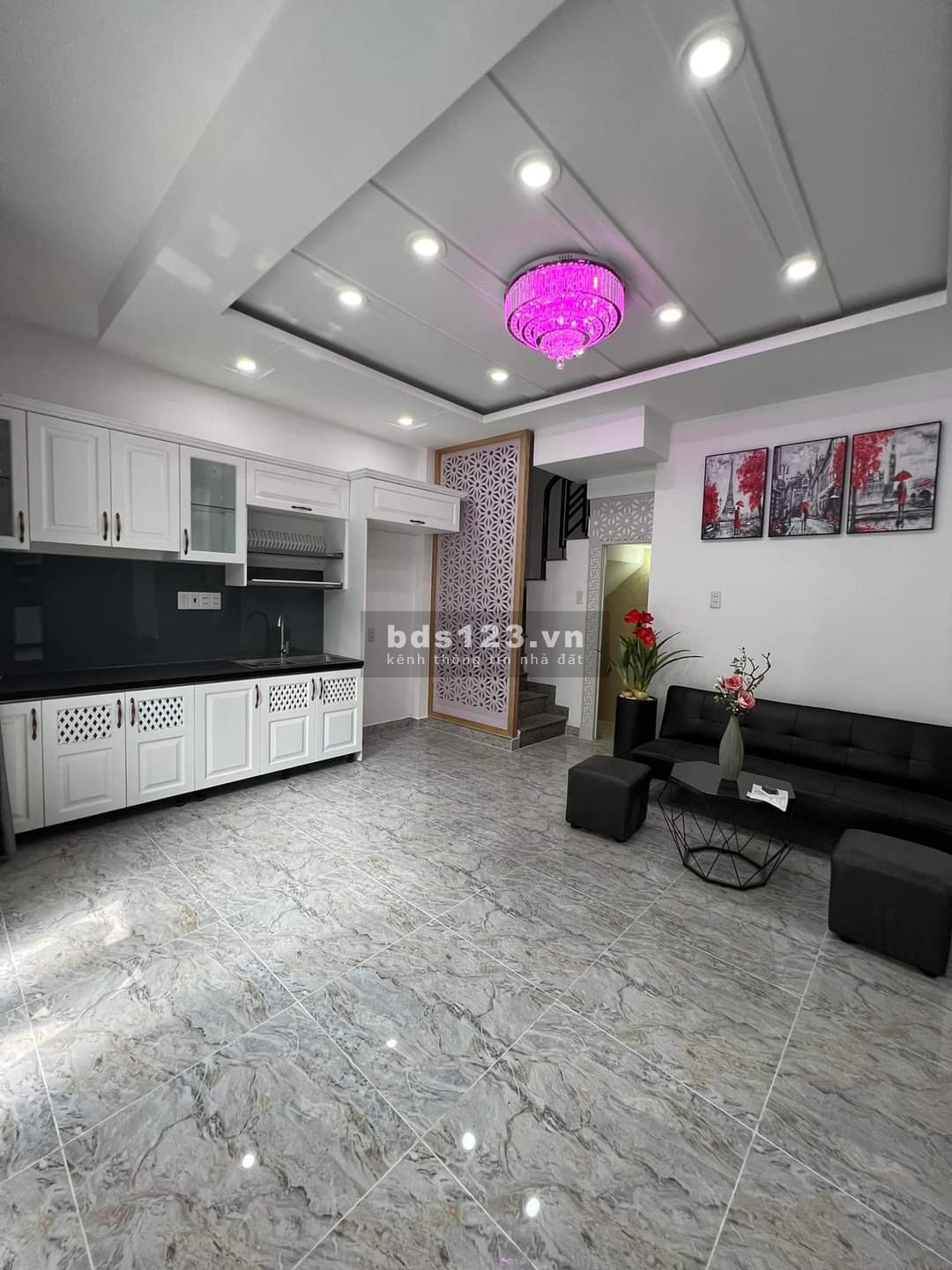 NHÀ RẤT ĐẸP - 5 TẦNG - XE HƠI VÀO NHÀ - NGAY NGÃ TƯ PHÚ NHUẬN.