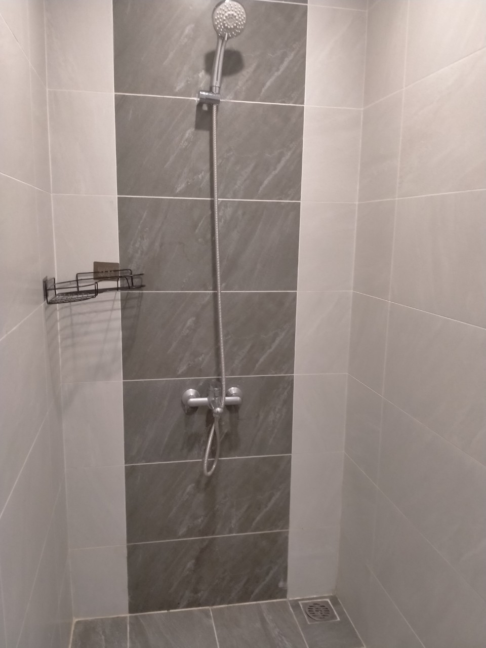 Cho thuê 3N full đồ, dt 82m2 Vinhomes Smart City