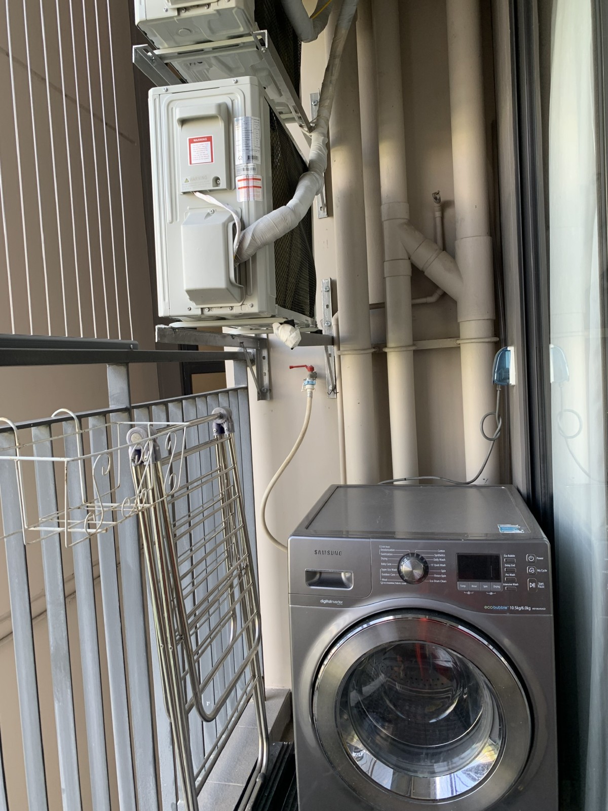 Cho thuê 1N + full đồ dt 43m2 Vinhomes Smart City