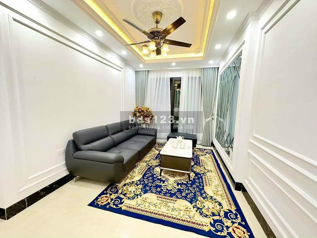 Bán nhà riêng ngõ thông KD sầm uất phố Đào Tấn, 58m 7T, Giá 20 tỷ. LH: 034.915.7982.