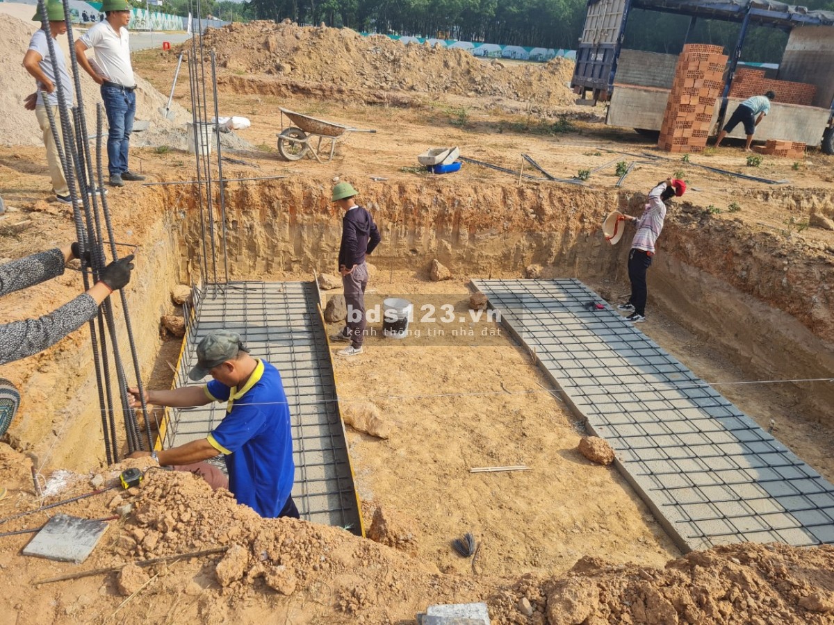 Bán nhà giá rẻ chỉ 580tr/ nền 65m2