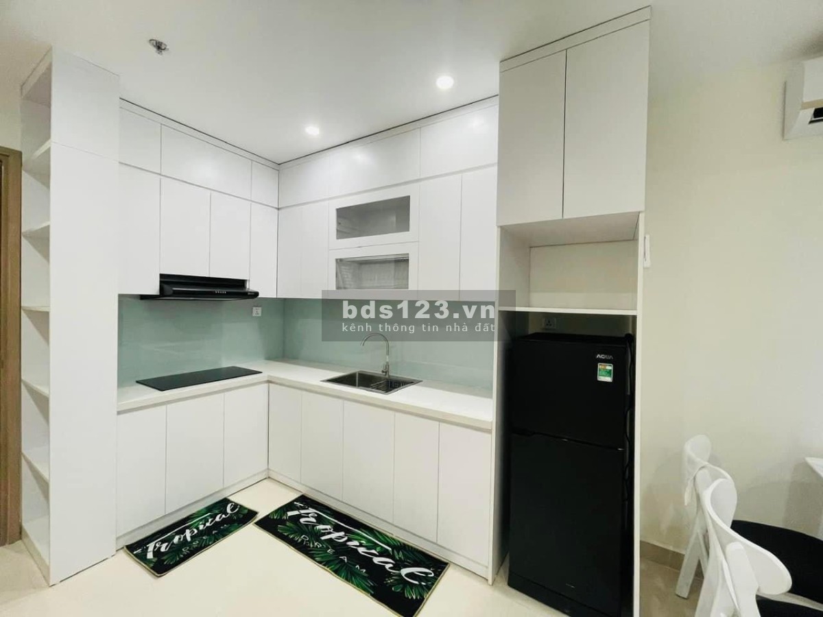 Chính chủ cắt lỗ bán căn hộ 2pn+2vs, dt 68m, nội thất cao cấp, view đẹp 1.75 tỷ. tại Vinhomes Ocp.