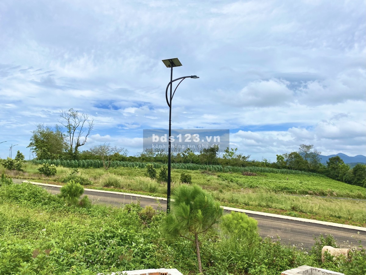 Cần bán đất full thổ cư gần trung tâm TP Bảo Lộc. Mặt tiền đường Lý Thái Tổ