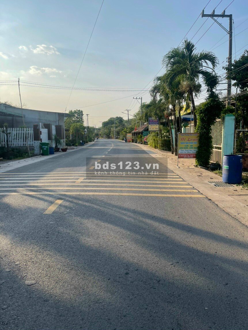 Bán nhà đất mặt phố 1 trệt 2 lầu 120m2 quy hoạch sửa nhà làm nhà 75m2 nhà mặt đường ôto19m