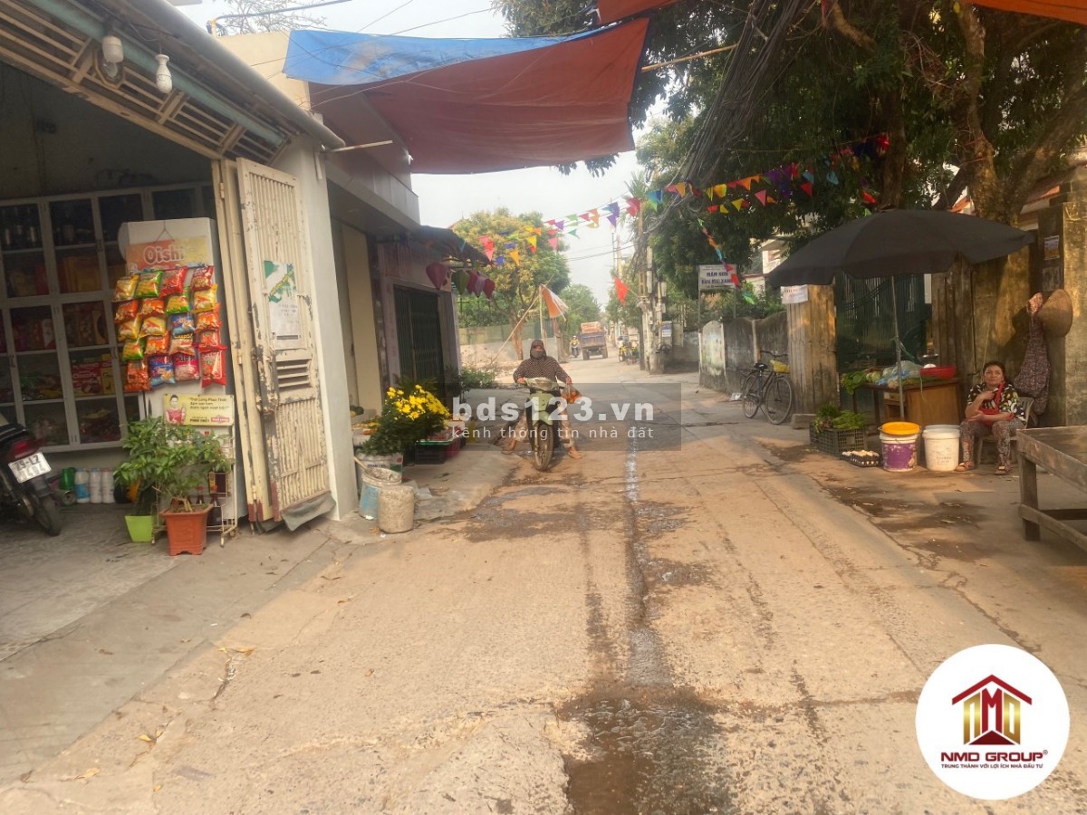 Bán đất 50m2 mt 4m xóm 1 Hải Bối Đông Anh nhỉnh 1 tỷ lh: 0886736116.