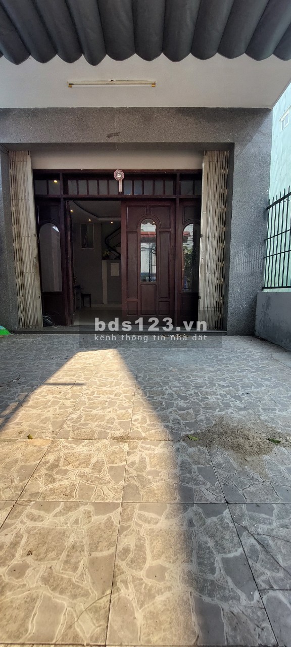 Cần cho thuê nhà 3 tầng đ 5m5 dt đất 115m2 có 6pn 3wc sầm uất sơn trà đẹp rẻ