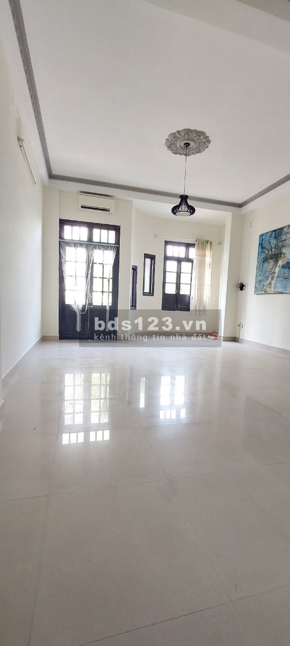 Cần cho thuê nhà 3 tầng đ 5m5 dt đất 115m2 có 6pn 3wc sầm uất sơn trà đẹp rẻ