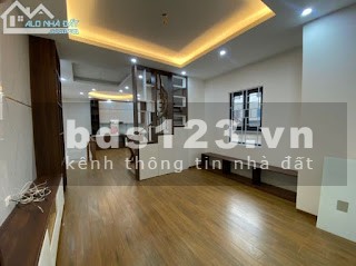 Cần tiền bán gấp nhà Vạn Phúc Hà Đông với diện tích 39 - 41
