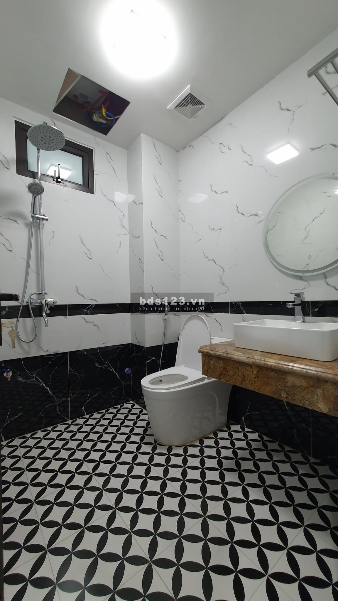 Bán nhà mới Khương Hạ - kinh doanh - ô tô tải đua - thang máy êm ru - 64m - 12tỷ