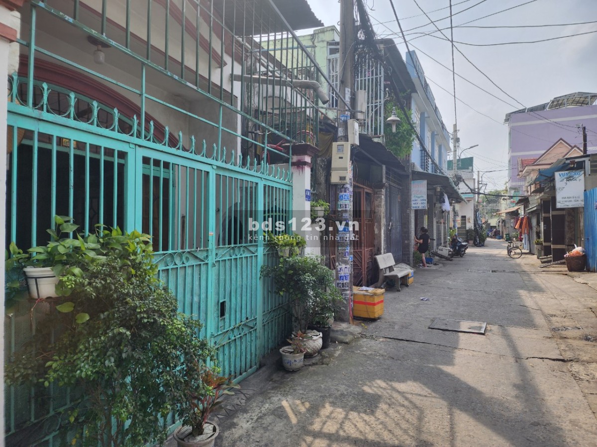 Bán gấp nhà hẻm Song Hành, xe tải thông, 4.9m x 12, nở hậu 5.6m, 4.28 tỷ