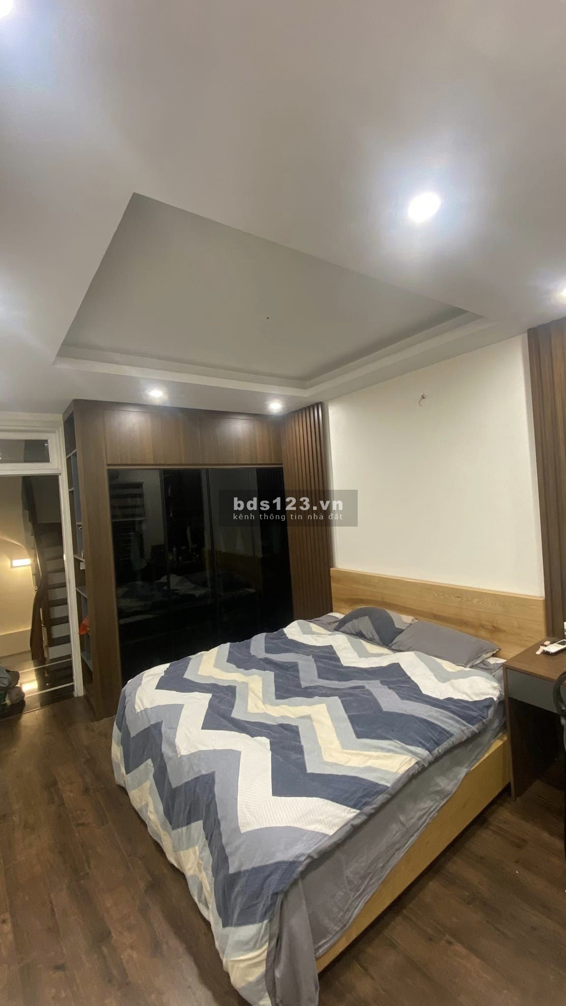 Bán nhà riêng phố Phan Đình Giót, Hà Đông - Ô tô đỗ cửa - DT 30M x 5 tầng. Gía chỉ 4,3 tỷ