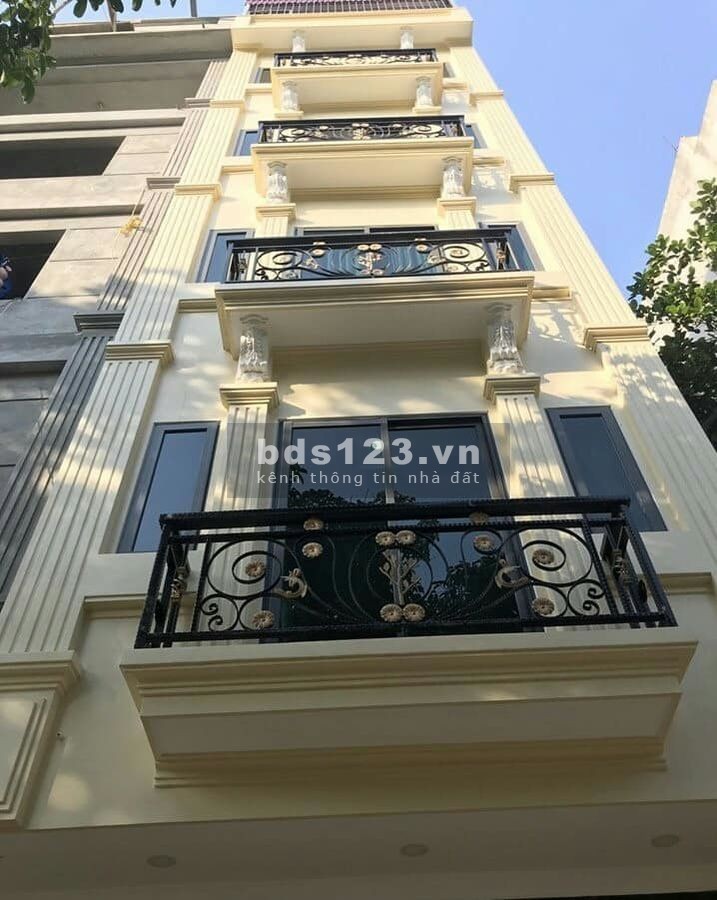 Bán nhà riêng đẹp hẻm xe hơi Lê Văn Sỹ - Q3 giá tốt