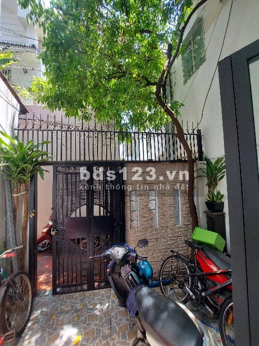 Chính chủ bán nhà Phạm Văn Hai Tân Bình hiếm nở hậu tài lộc giá chỉ 6,5 tỷ