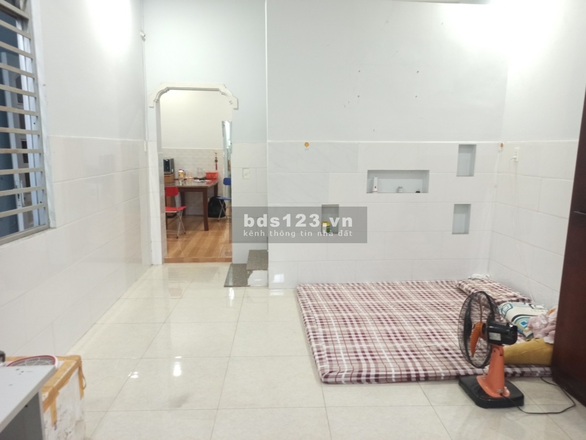 Bán nhà riêng HXH Hiệp Bình Chánh, Thủ Đức DT 80m2(5x16) xe hơi ngủ trong nhà giá chỉ nhỉnh 3 tỷ
