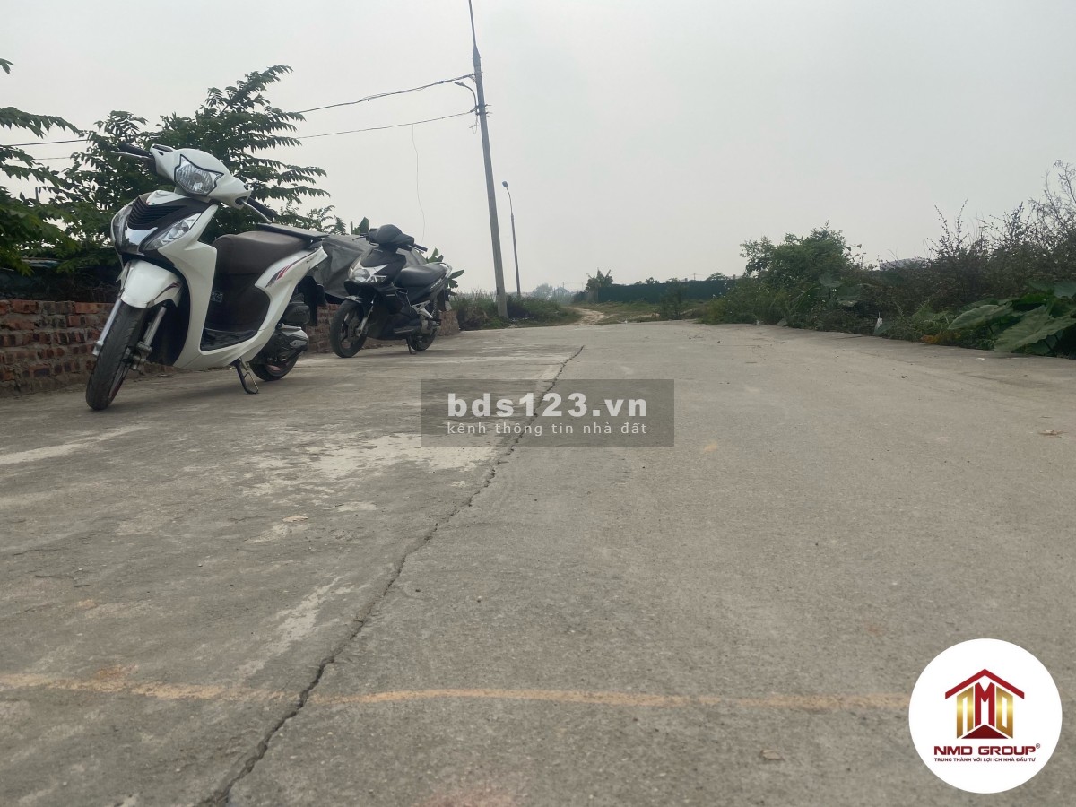 Bán đất 60m2 mt 5m Đại Bằng Nguyên Khê Đông Anh ô tô tránh kinh doanh nhỉnh 2 tỷ lh: 0886736116.