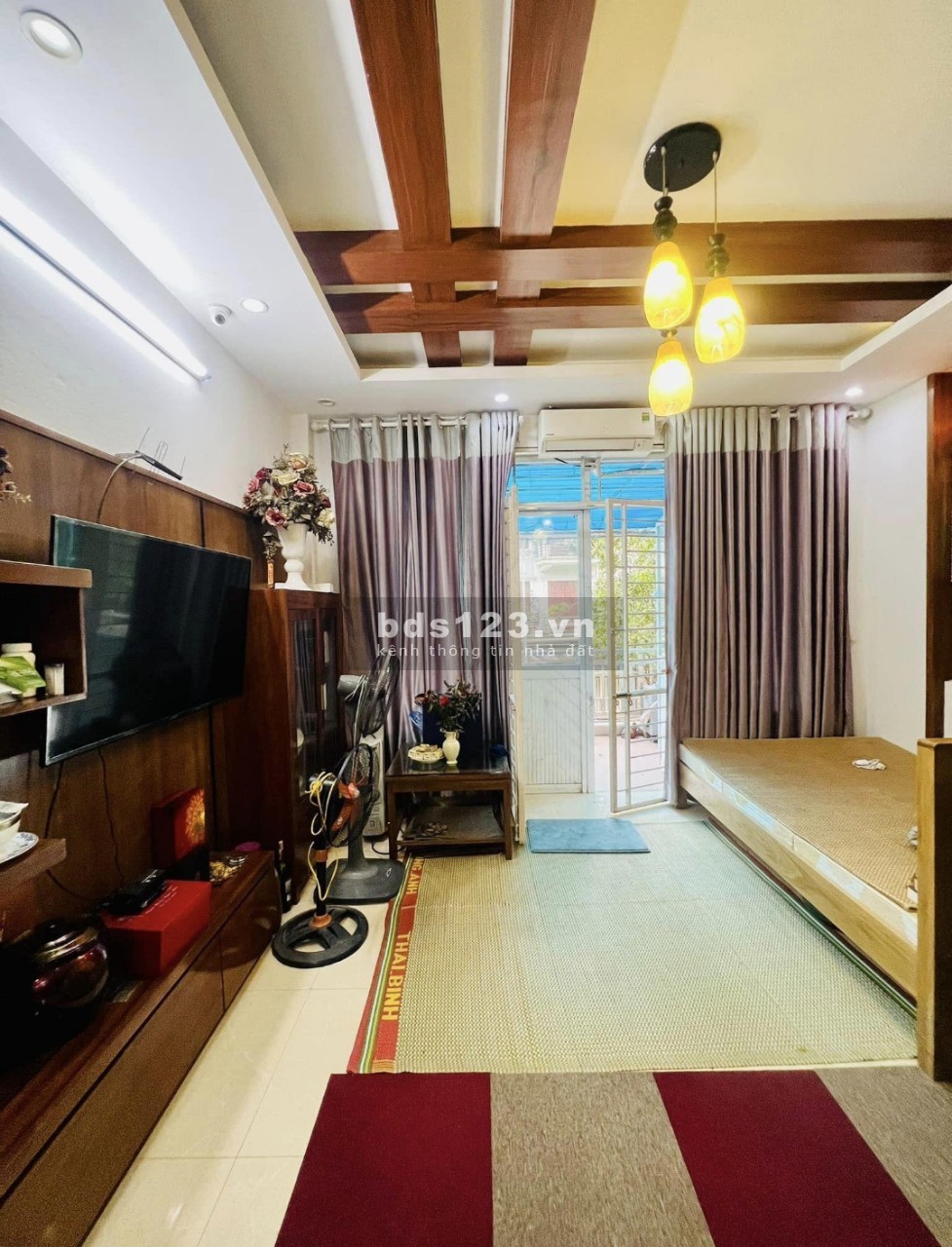 Cần tiền bán gấp Nhà Phương Mai, ngõ nông SH quay đầu, 5.5…