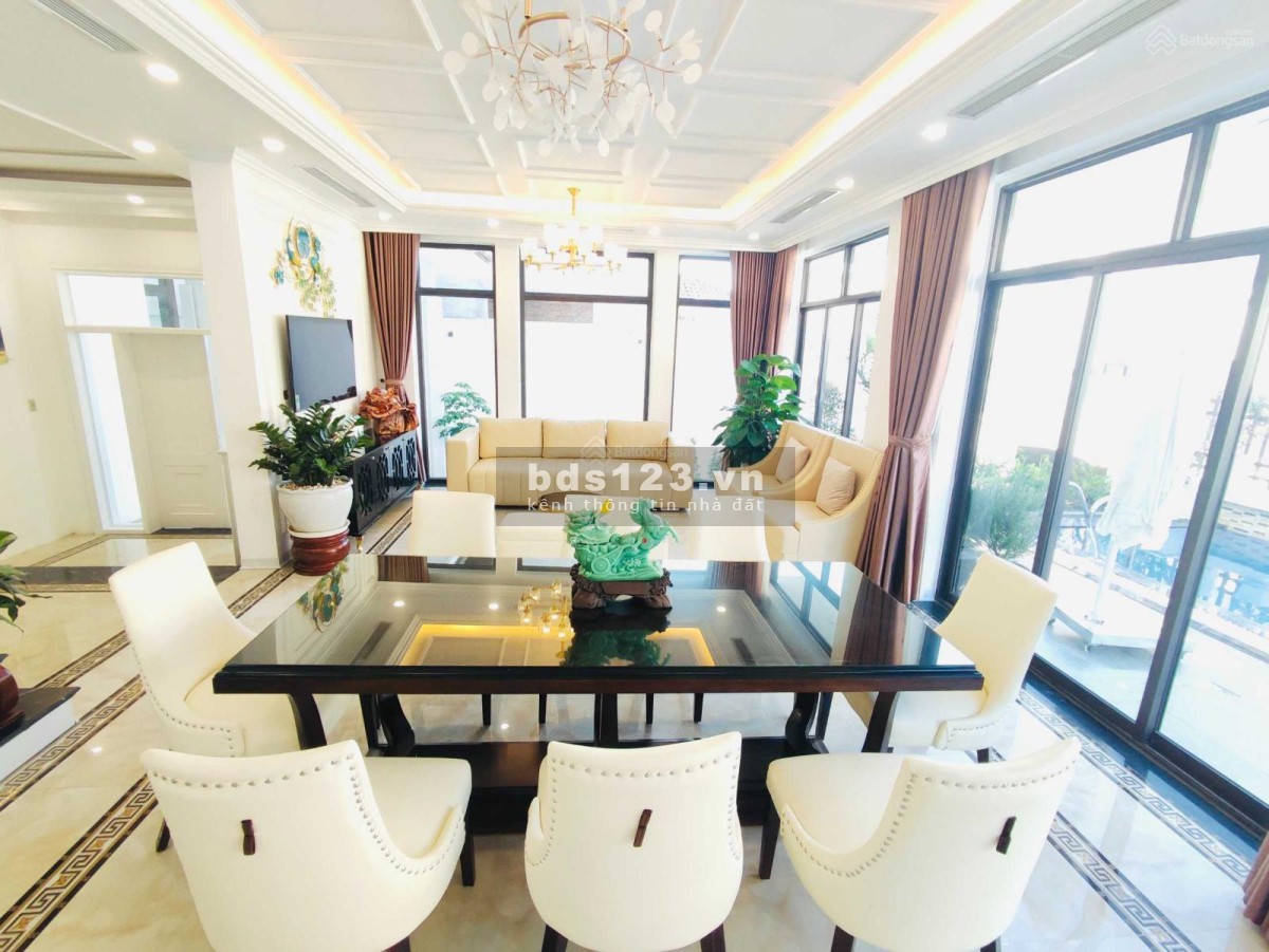 Chính chủ cần chuyển nhượng lại căn BT12 FLC view Vịnh Hạ Long, gần sân golf, liên hệ: 0399 903888