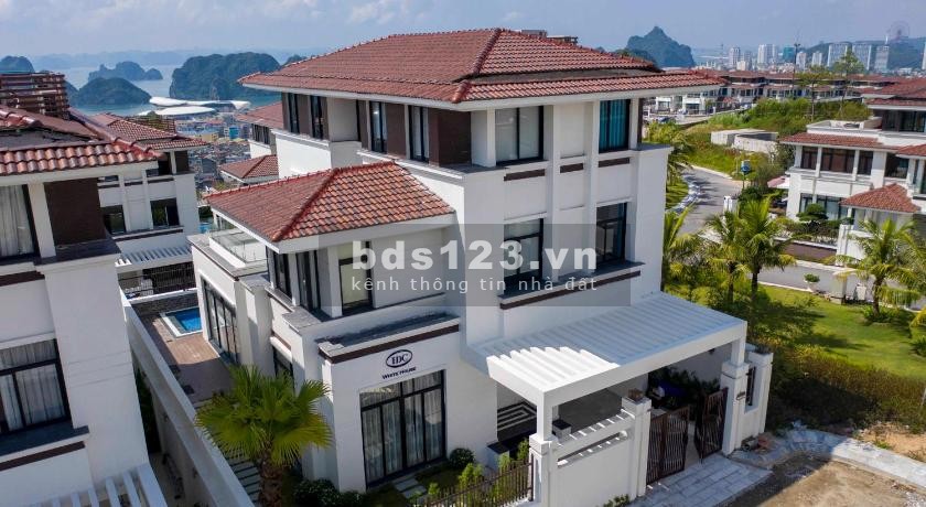 Cho thuê villas FLC Hạ Long 7 ngủ + 1 karaoke + có bể bơi riêng, nằm trong quần thể sân golf 18 lỗ