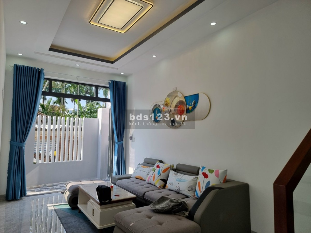 Bán nhà riêng mới đẹp, tặng full nội thất TP. Quảng Ngãi
