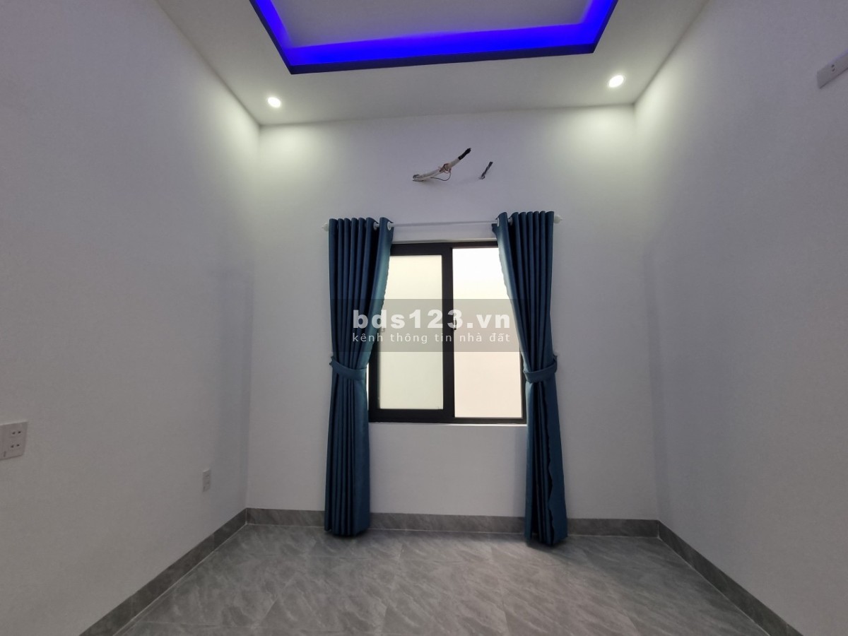 Bán nhà riêng mới đẹp, tặng full nội thất TP. Quảng Ngãi