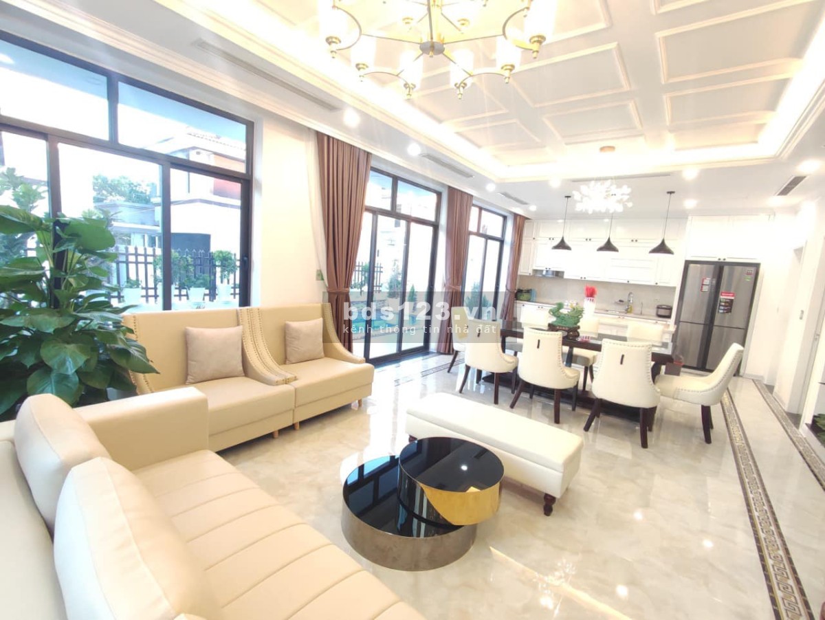 Chính chủ cần chuyển nhượng lại căn BT12 FLC view Vịnh Hạ Long, gần sân golf, liên hệ: 0399 903888