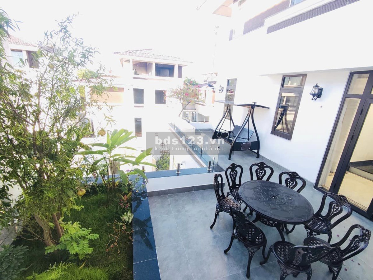 Chính chủ cần chuyển nhượng lại căn BT12 FLC view Vịnh Hạ Long, gần sân golf, liên hệ: 0399 903888