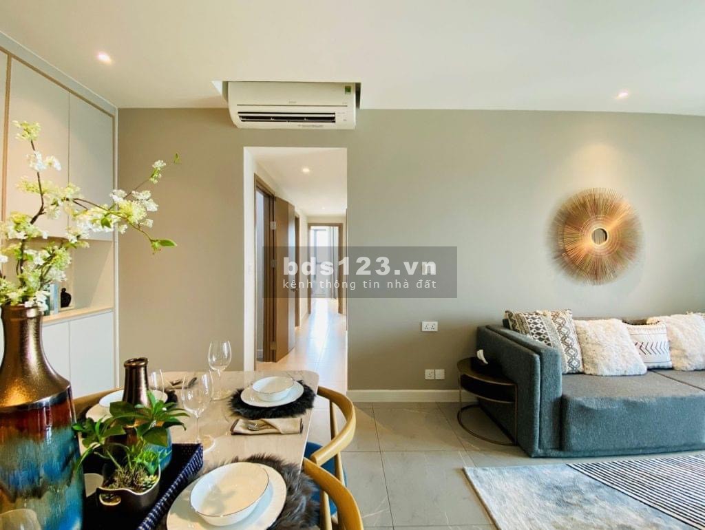 Bán căn hộ mặt tiền Võ Văn Kiệt quận 1 chỉ 2 tỷ 1 căn nhận nhà ngay liên hệ chị yến ( 0365555667 )