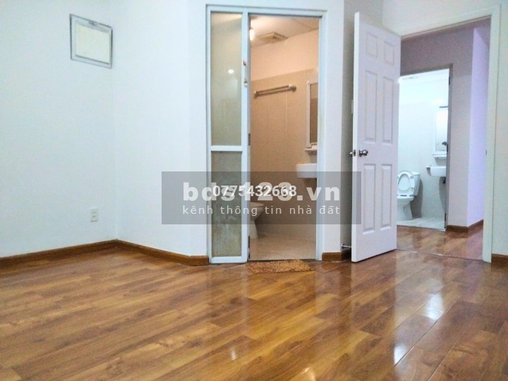 Chính chủ bán căn hộ 64m2 2PN giá tốt có ban công, nhà mới 100% xem nhà 0778885368