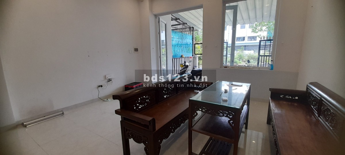 Bán nhà mặt tiền khu đô thị Uhome đường Lê Lợi, giá tốt