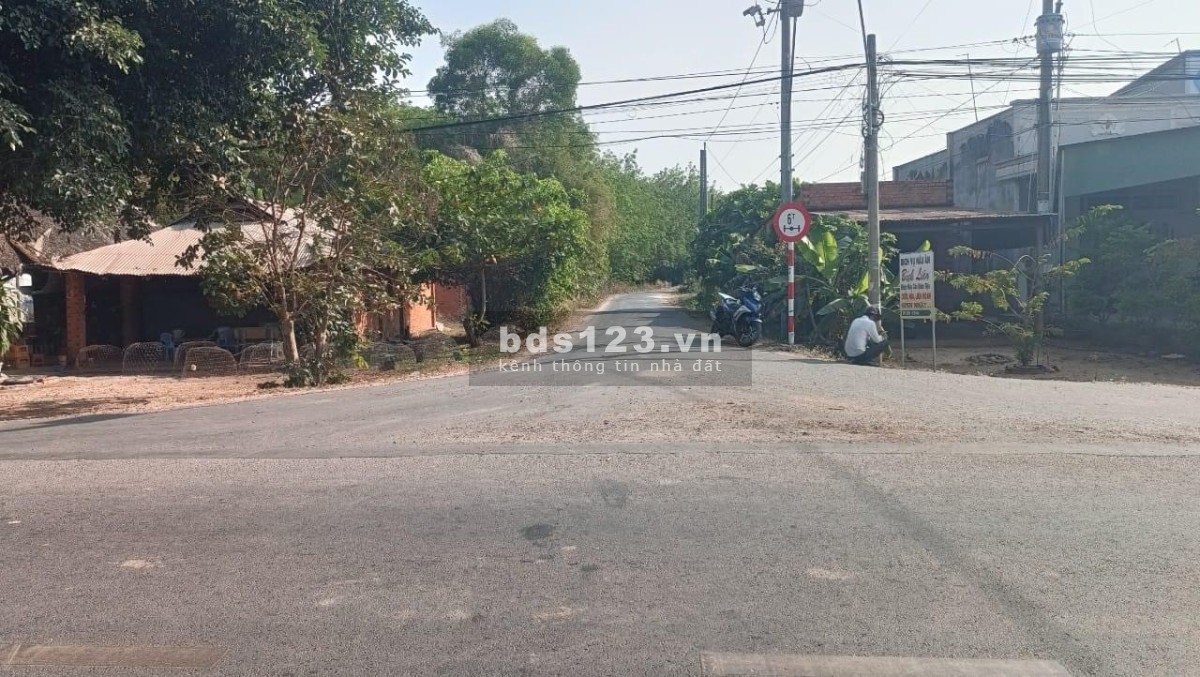 Chính chủ có việc cần bán gấp lô đất ở Châu Thành