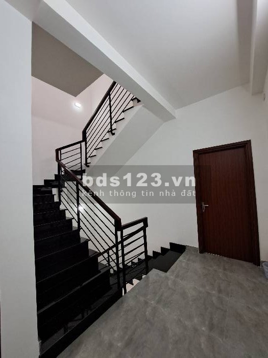 Bán nhà riêng HXH giảm mạnh 300tr mặt tiền KD Đồng Văn Cống, P. Thạnh Mỹ Lợi, Q2 100M2 3 tầng 11 tỷ