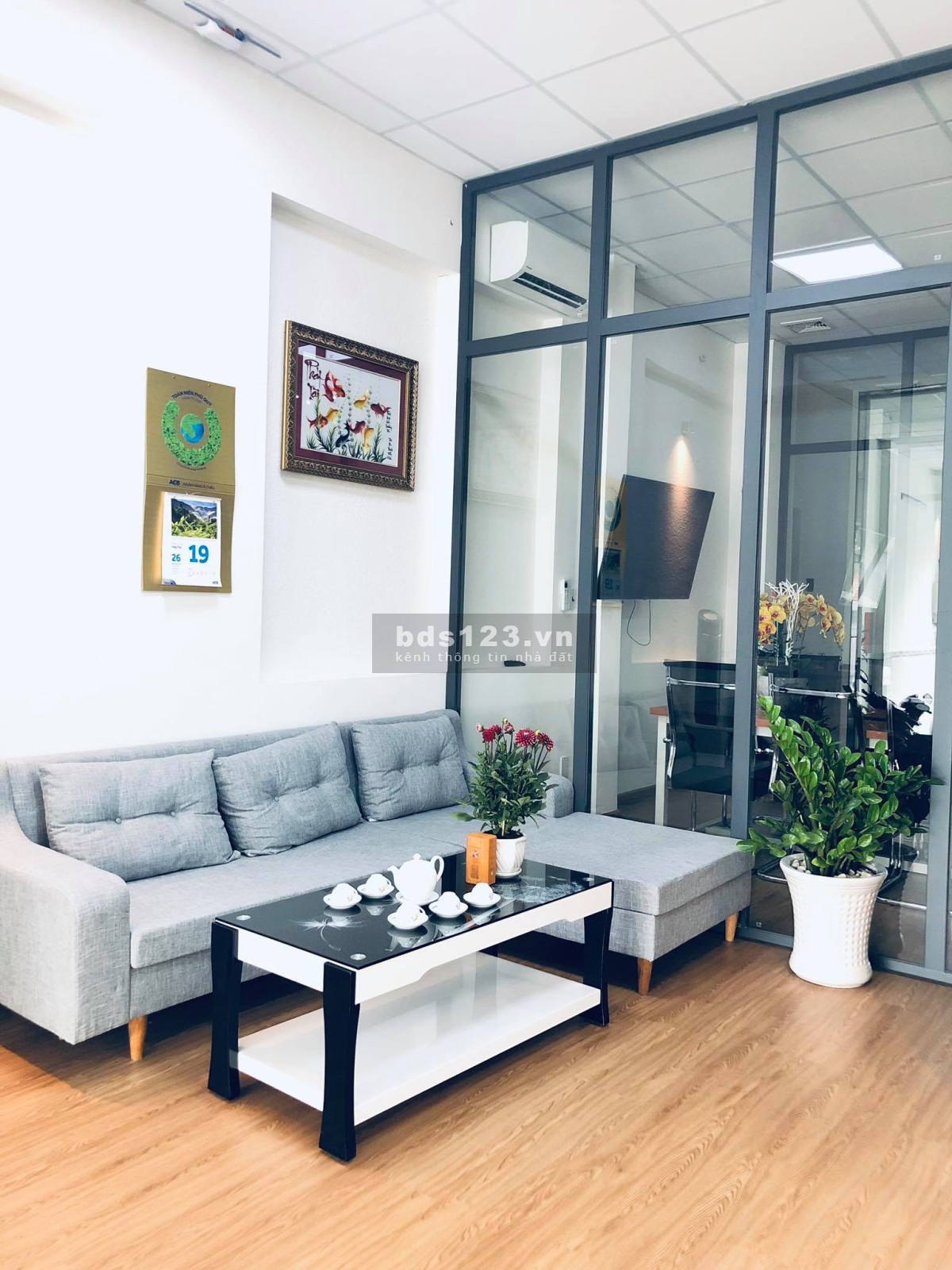 Cho thuê văn phòng sang xịn - Vị trí trung tâm - Ngại gì không thuê