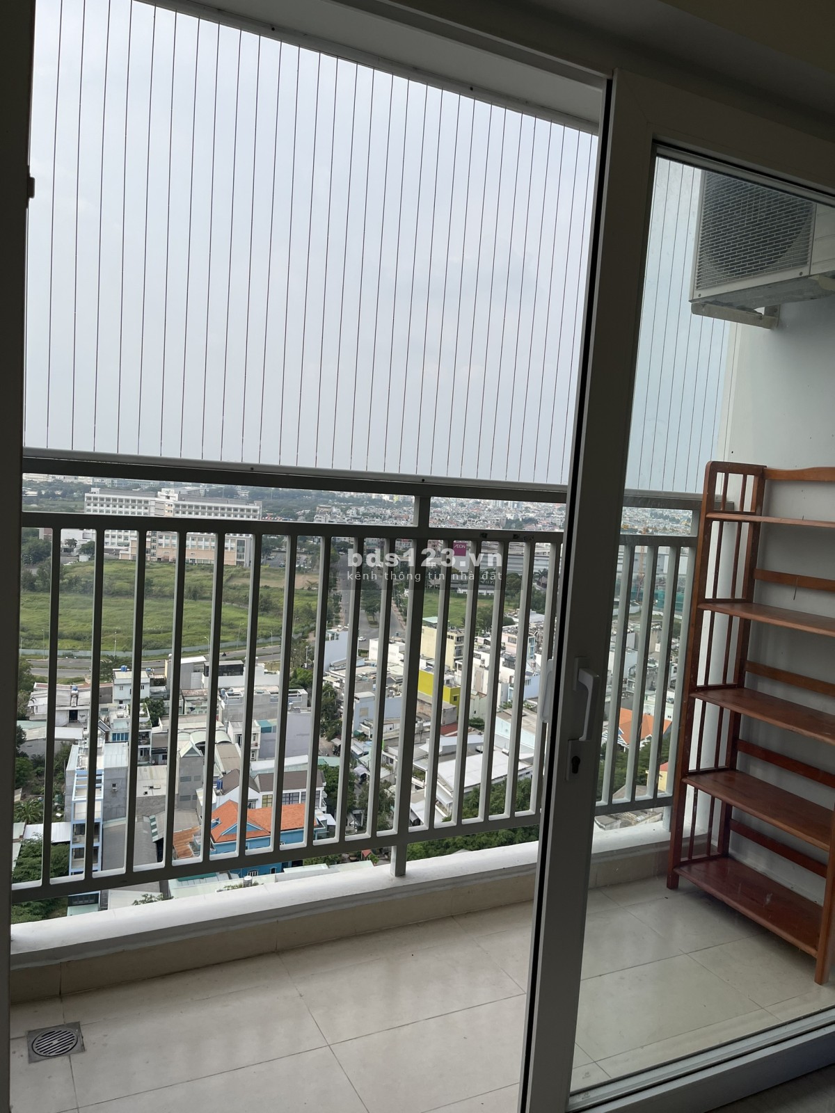 Cho thuê căn góc 2pn 2wc 2 ban công 80m full nội thất 11 triệu/tháng - Moonlight Boulevard ngay Aeon
