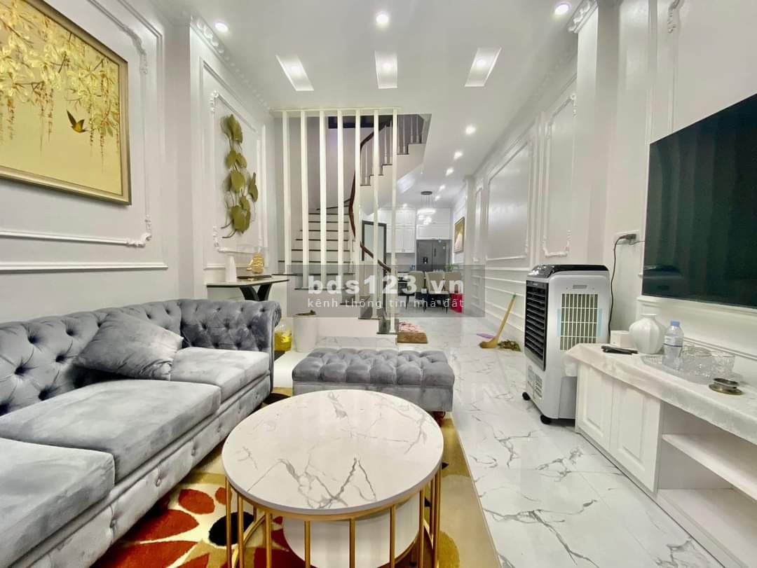 Bán nhà riêng nhỉnh 5 tỷ có ngay nhà Tô Hiệu, Hà Đông, 50M2x4T, ô tô đỗ cửa