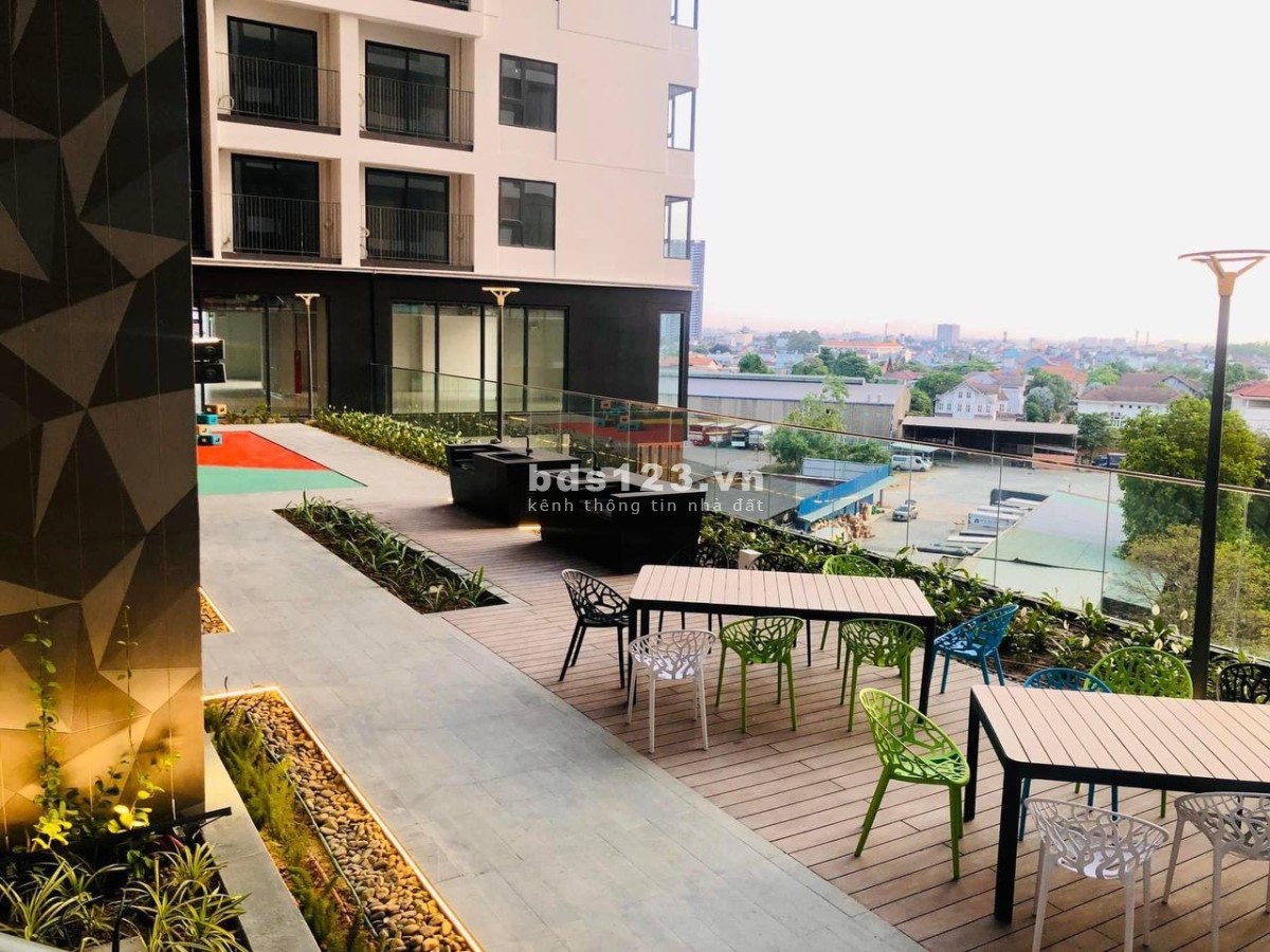 Mở bán giai đoạn nhận nhà với những căn đẹp nhất dự án Emeral Golf View .10% nhận nhà và khai thác