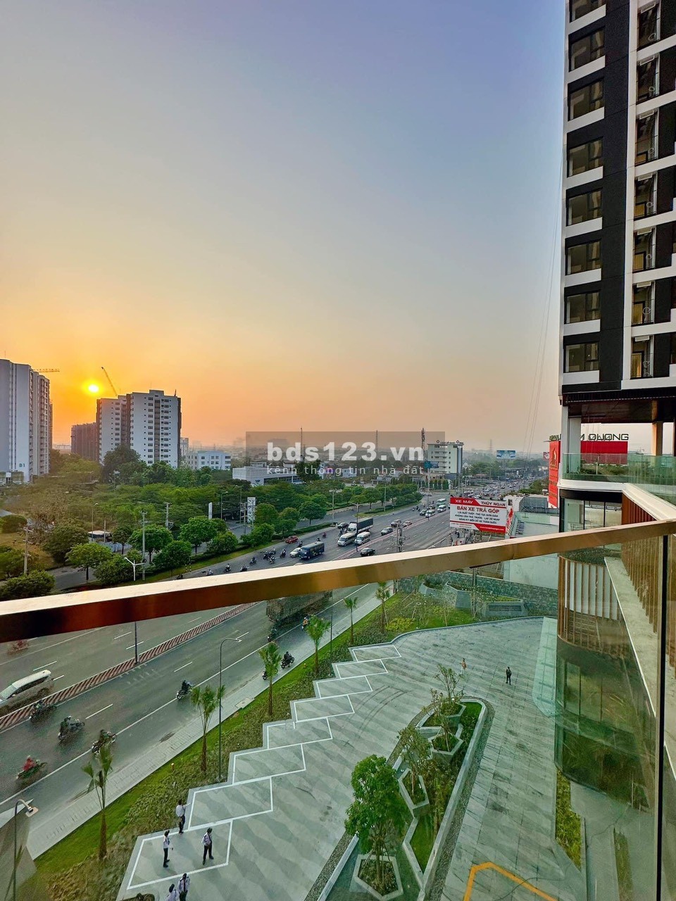 Mở bán giai đoạn nhận nhà với những căn đẹp nhất dự án Emeral Golf View .10% nhận nhà và khai thác