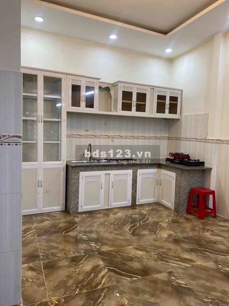 Cho thuê nhà nguyên căn Cộng Hòa 5 x 16 1 lầu 3 phòng có máy lạnh