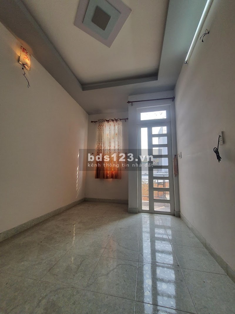 Bán nhà riêng Đường Tỉnh Lộ 10, Bình Tân, 24m2, 3 tầng, Giá rẻ