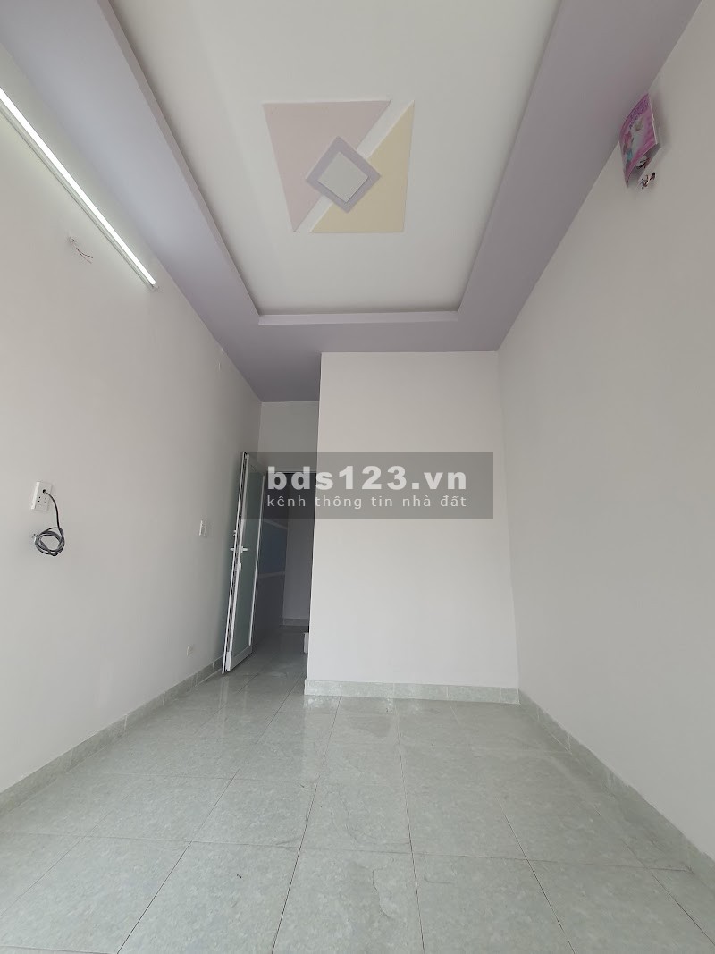Bán nhà riêng Đường Tỉnh Lộ 10, Bình Tân, 24m2, 3 tầng, Giá rẻ