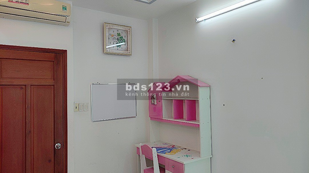 Cho thuê phòng trọ, phòng lạnh nữ, nội thất, ban công. Gần công viên Aeon Mall, 2.9tr