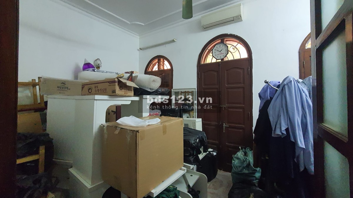 Bán nhà Tây Hồ, mặt ngõ Thuỵ Khuê kinh doanh cực tốt. Dt 55m2, 4T, MT 5,5m, 7.9 Tỷ. Lô góc, Ô tô vào