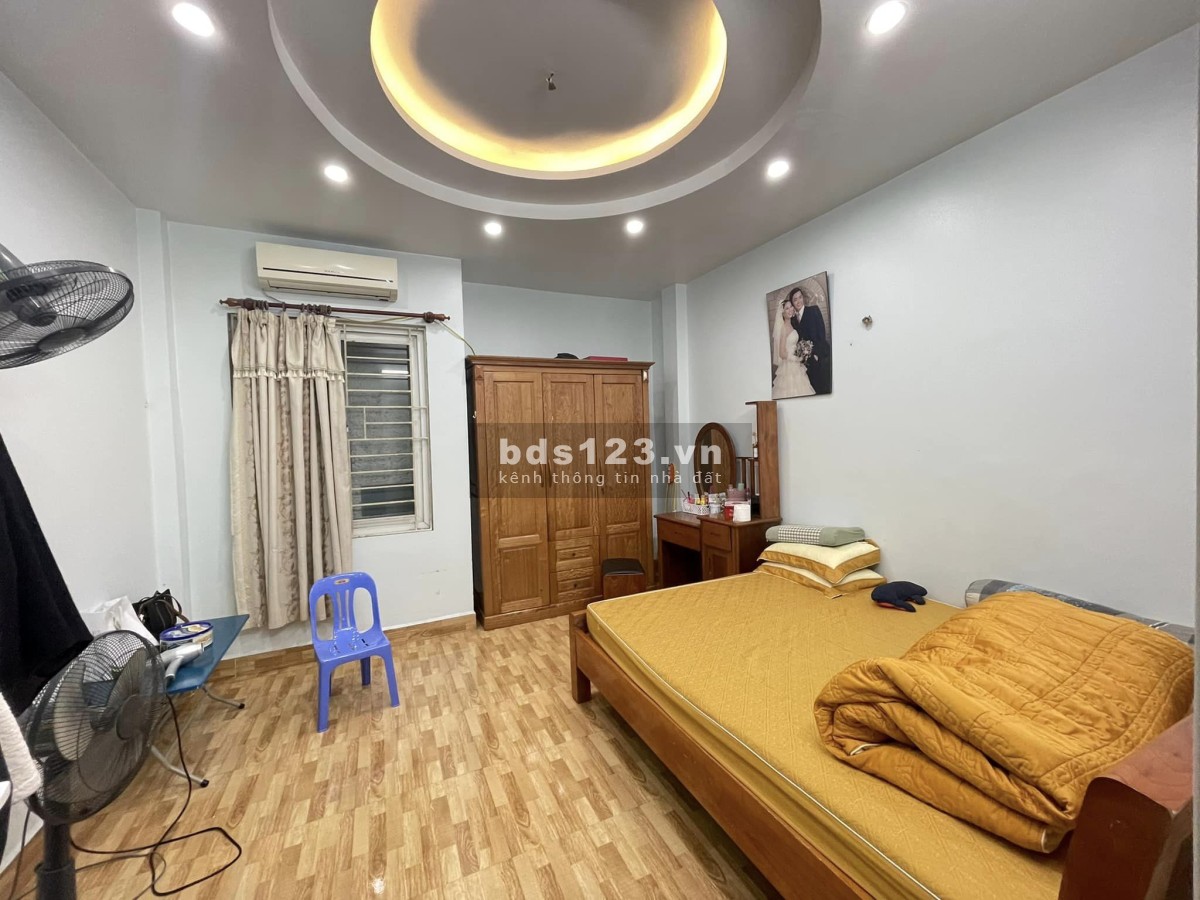 Bán nhà riêng Ngọc Thụy - Long Biên ngõ thông ô tô 59m2 - 4 tầng - giá 3 tỷ 45